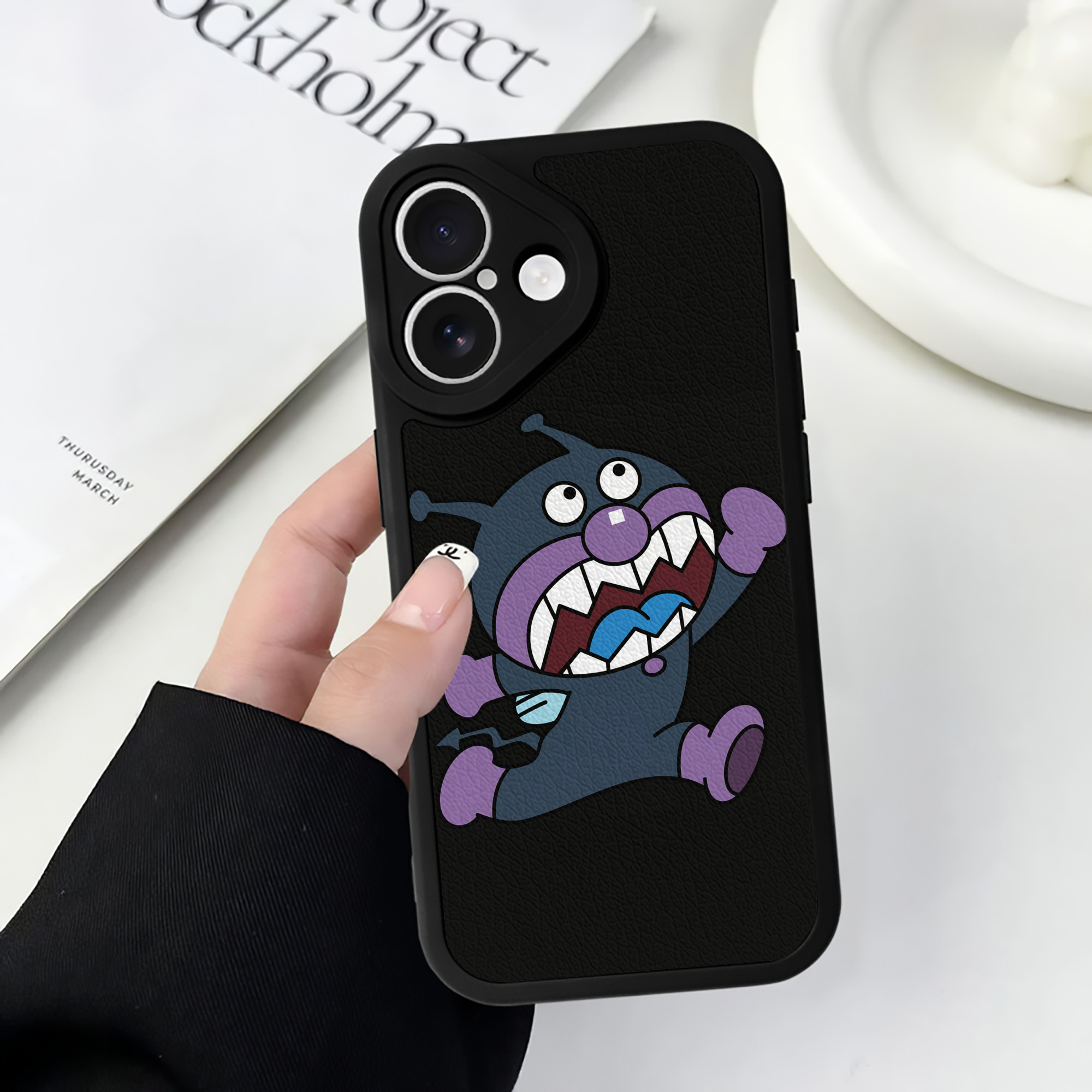 （画像用） アンパンマン Anpanman 【iPhone 16シリーズ対応】シリコンスマホケース（レザー調） 材質：シリコン